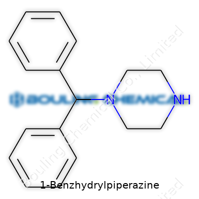 1-Benzhydrylpiperazine